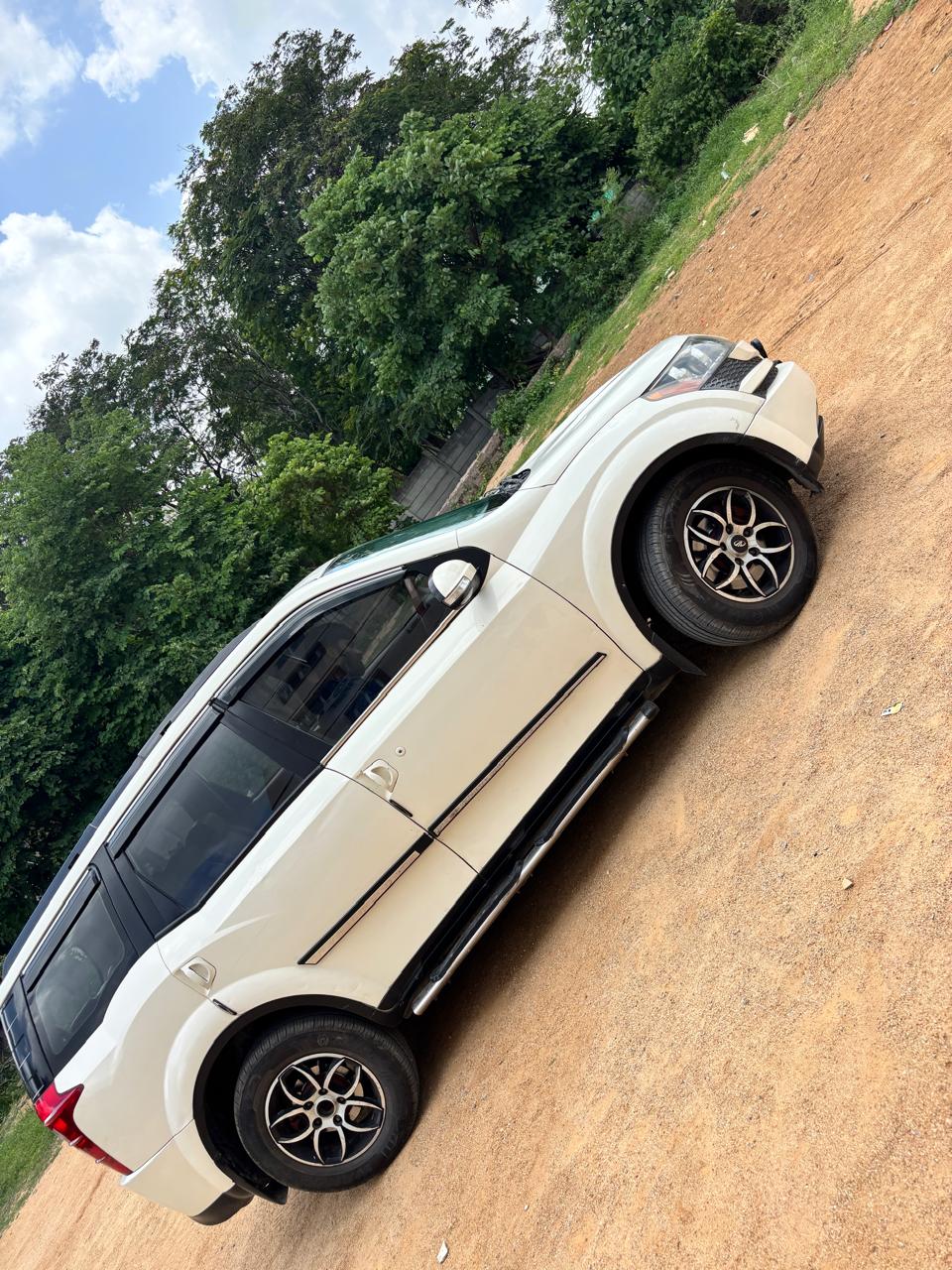 XUV 500 Car rental LB Nagar